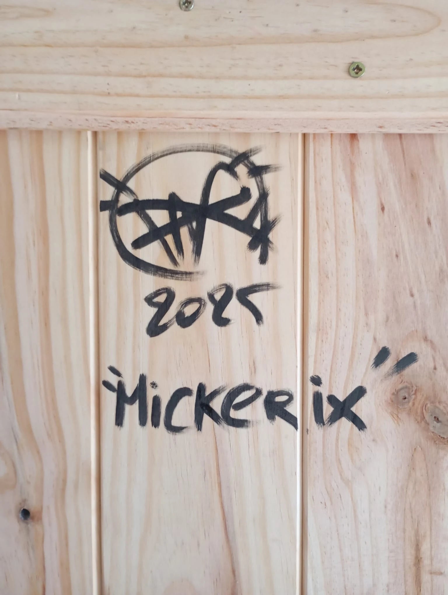 Mickerix Daru